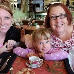 Meet your Posher, Sandy